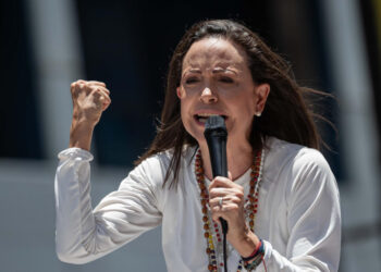 María Corina Machado dice que Nicolás Maduro está «acorralado» dentro y fuera de Venezuela