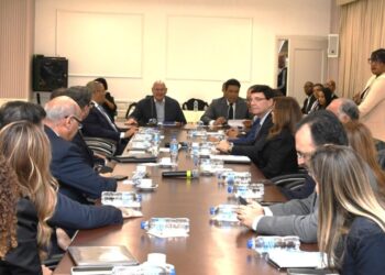 Comisión Especial del Senado que estudia modificaciones al Código Laboral escucha al sector empresarial