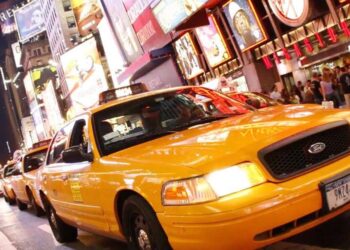 Taxista atropella a 6 peatones en New York el día de Navidad