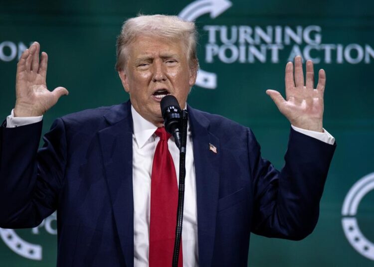 Trump defiende a Hegseth, su polémico candidato al Pentágono: «Son noticias falsas»