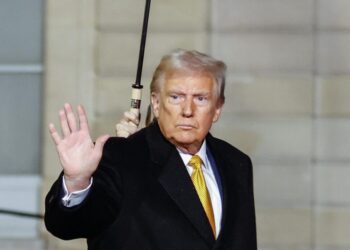 Trump atribuye a los demócratas la responsabilidad de evitar un cierre del Gobierno