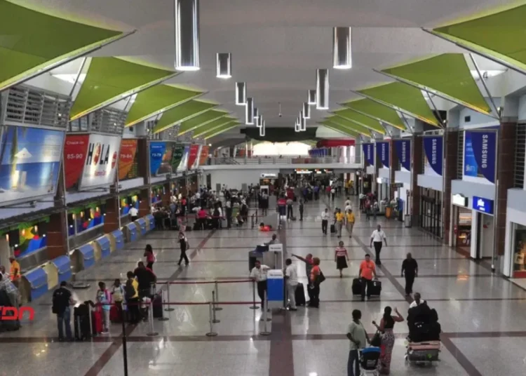 Se produce apagón de 40 minutos en el AILA