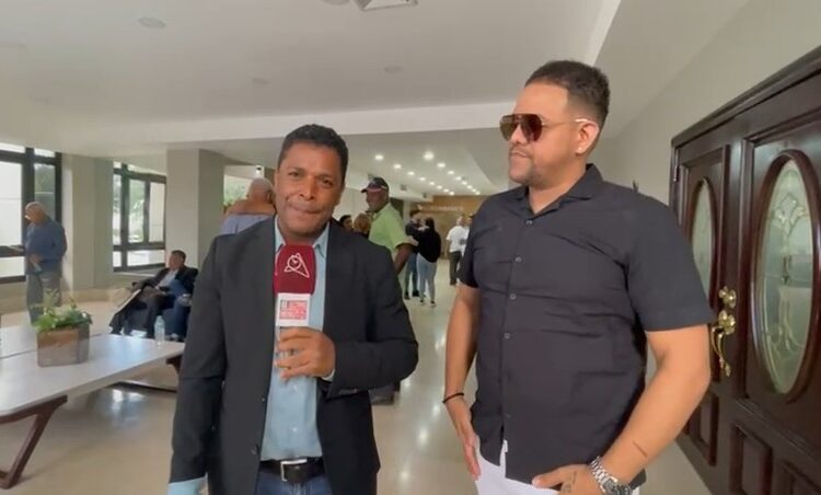 Nixon Román: «Mi padre ha dejado un legado en la música que se siente en nueva grabación del merengue típico»