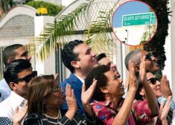 Inauguran la calle Gladys Gutiérrez en honor a una de las mujeres políticas más destacadas del país