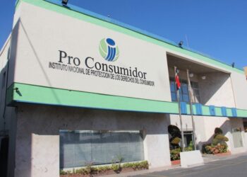 Pro Consumidor advierte incautará equipos de empresa Worldcoin en caso desacato prohibición de operaciones