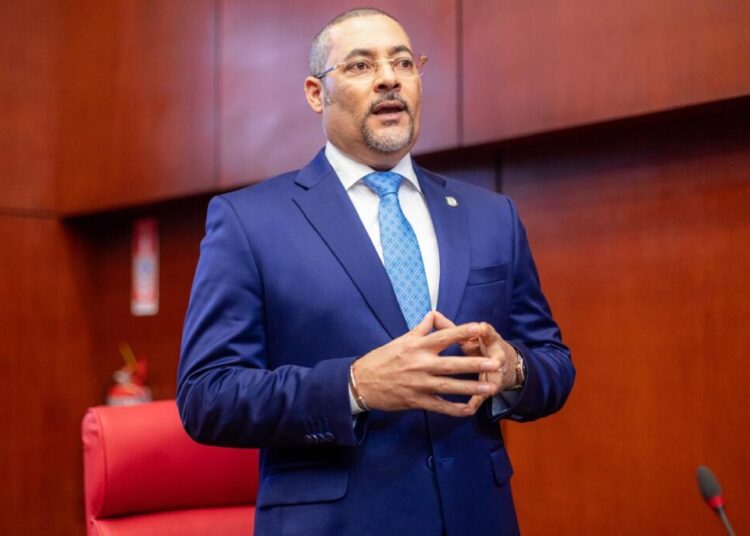 Senador Eduard Espiritusanto somete proyecto de ley de control y regulación de insumos de fentanilo