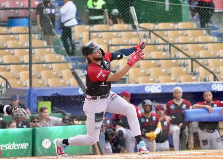 Kelvin Gutiérrez disparó jonrón de tres carreras en triunfo Gigantes