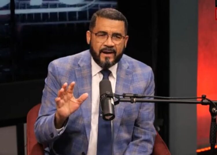 Pastor Ezequiel Molina Jr. asegura problemas espirituales generan enfermedades y violencia