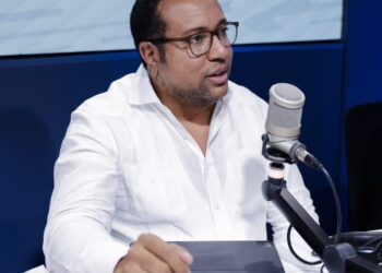 Eliseo Almánzar critica ayuden al acusado de asesinar CEO de UnitedHealthcare