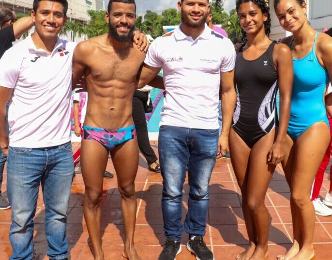 INEFI da inicio a curso de natación en el Albergue Olímpico