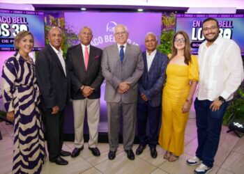 Taco Bell celebra sus 30 años en RD