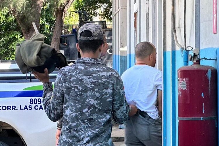 Policía Nacional frustra asalto en banca de lotería en Santiago