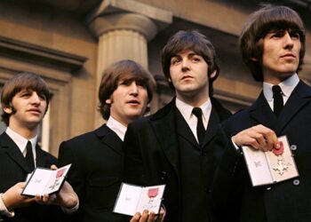 Unos 300 documentos legales sobre el final de The Beatles se venden por casi 11.000 euros