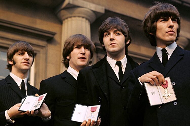 Unos 300 documentos legales sobre el final de The Beatles se venden por casi 11.000 euros