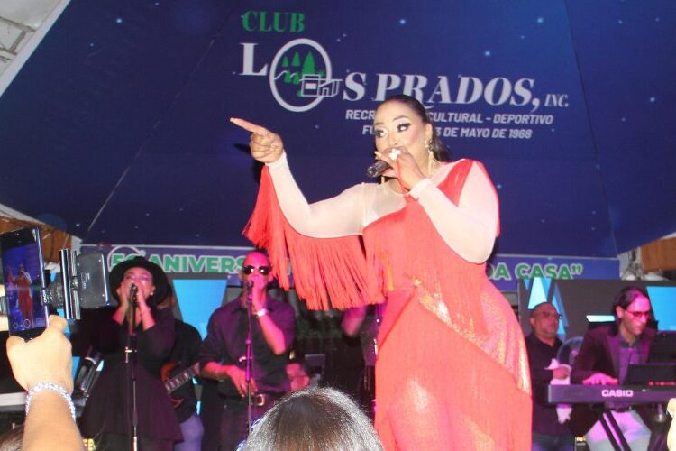 Marcel y El Blachy presentan exitoso concierto en Club Los Prados