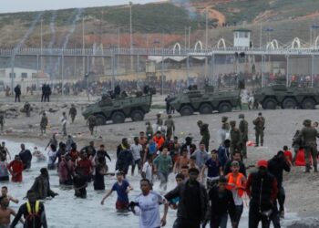 España bate recórds de inmigración irregular con servicios de acogida desbordados