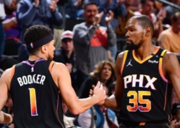 104-93: Durant se lesiona de nuevo y Phoenix gana pero se queda fuera de la NBA Cup