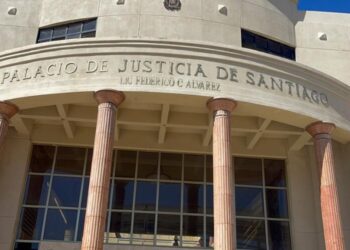 Condenan a 30 años hombre que asesinó a una mujer y atentó contra otras al darle té envenenado