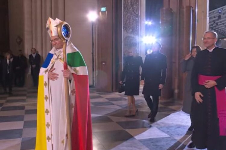 El arzobispo de París reabre oficialmente la catedral de Notre Dame