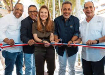 Alcaldía DN y Supermercado 365 inauguran parque Los Bambú