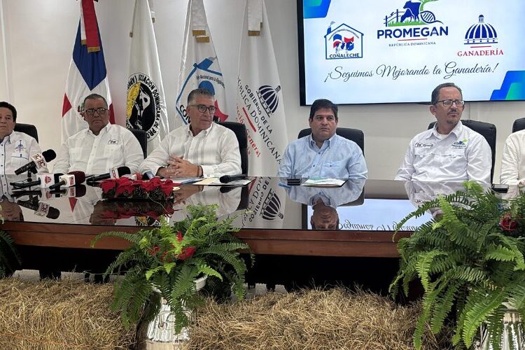 Presidente de CONALECHE resalta logros en la producción nacional de leche para el desayuno escolar