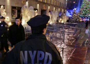 Policía de NY se prepara para detectar borrachos al volante durante fiestas decembrinas