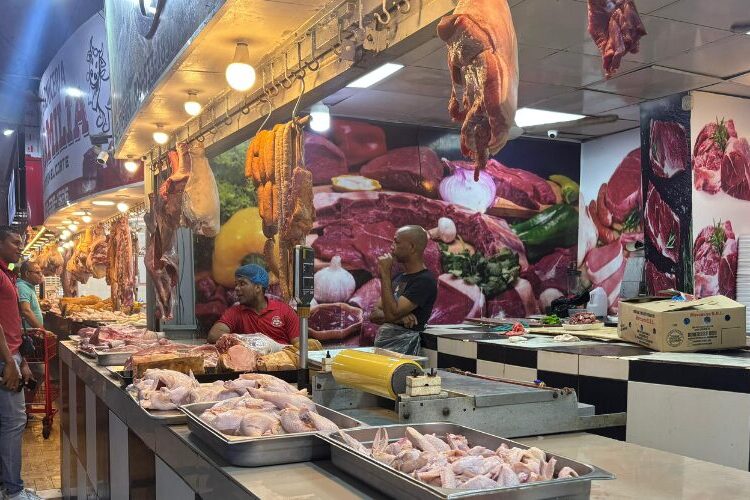 Comerciantes de la Feria Ganadera expresan han tenido buenas ventas en víspera de Nochebuena