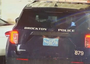 Acusan a dominicanos por robos de 63 carros de alta gama en Massachusetts