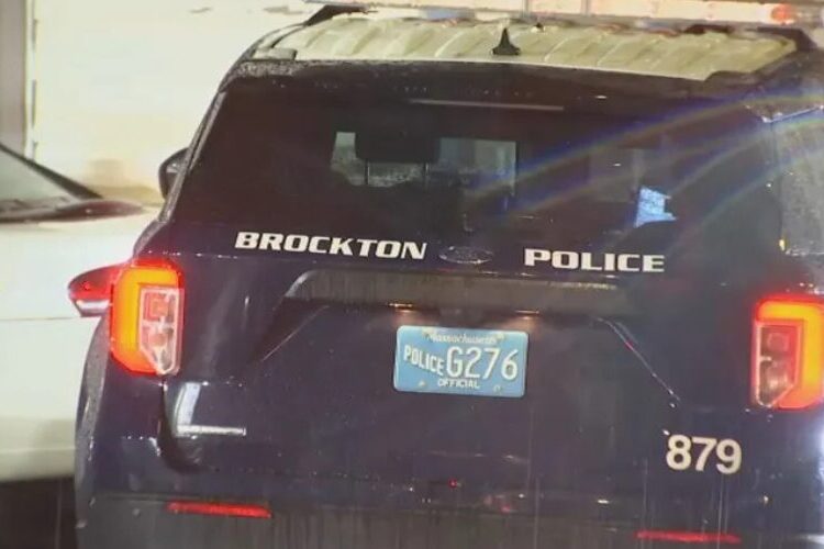 Acusan a dominicanos por robos de 63 carros de alta gama en Massachusetts