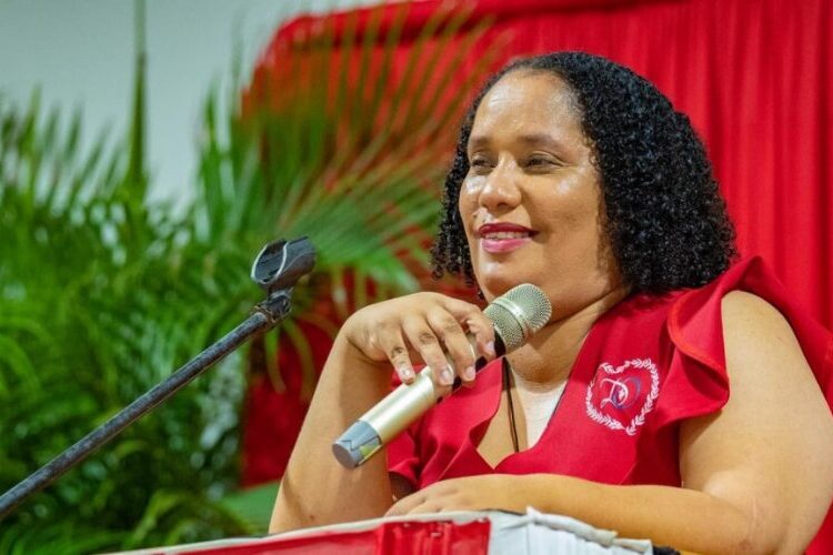Mueren en un incendio la ministra de Educación de Trinidad y Tobago y sus dos hijos