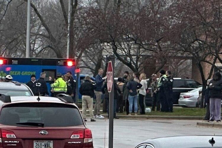 Tiroteo en una escuela de Wisconsin deja al menos tres muertos y siete heridos