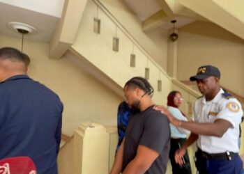 Imponen medida de coerción a «Jefry Tours», acusado de estafar 51 personas con viaje a Colombia