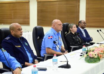 Refuerzan estrategias de seguridad y cooperación aeroportuaria: CESAC y Aerolíneas Nacionales e Internacionales