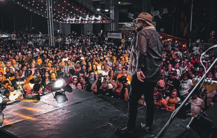 Badir regresa como contraparte de Ana Gabriel