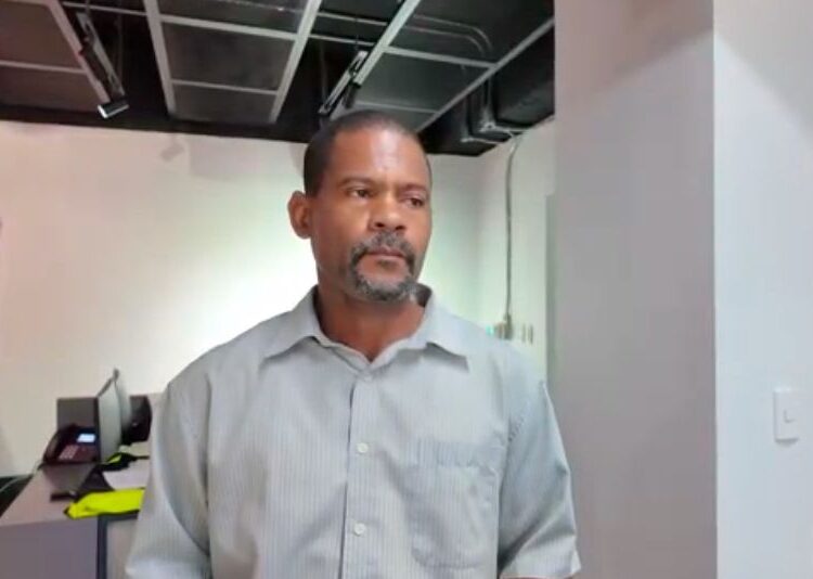 Ciudadano exige justicia por destrucción de vivienda a pesar de tener «titulo» en La Romana