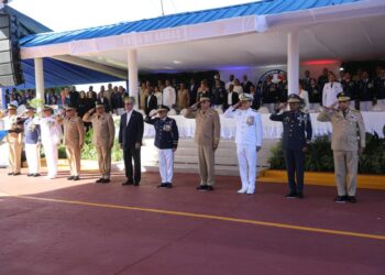 Abinader encabeza graduación de cadetes de la Fuerza Aérea