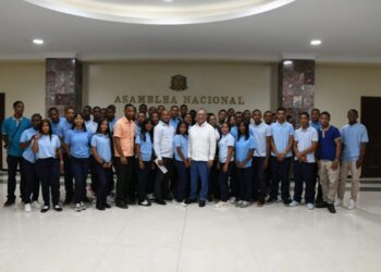 Senador de Elías Piña realiza visita guiada Liceo Francisco del Rosario Sánchez de Juan Santiago