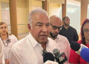 Andrés Bautista dice crecimiento económico será  5% para 2024 y augura 2025 exitoso