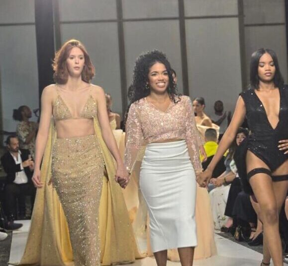 Diseñadora Erika Olivares cierra el 2024 con “Nude Collection”, una celebración a los tonos neutros