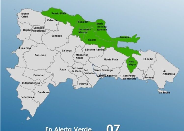 El COE coloca a siete provincias del norte del país en alerta verde
