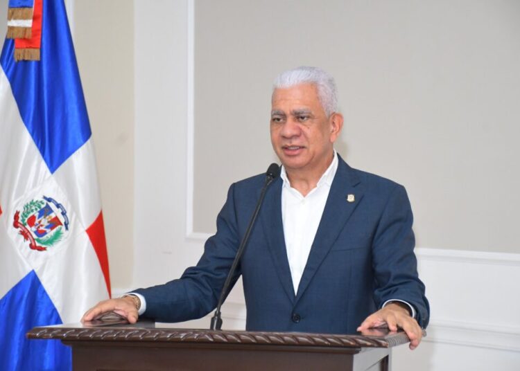 Presidente del Senado ratifica compromiso con rendición de cuentas y planificación; encabeza taller dirigido a directores departamentales