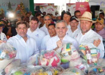 Navidad del cambio arranca con asistencia de miles de personas para adquirir productos de INESPRE