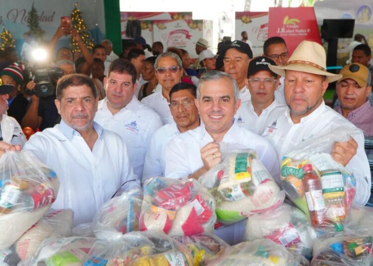 Navidad del cambio arranca con asistencia de miles de personas para adquirir productos de INESPRE