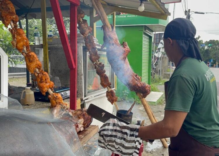 Libra de cerdo asado aumenta entre 50 y 100 pesos este año en el Cibao