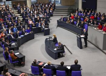 Scholz reafirma el apoyo a Kiev y reitera la negativa a enviar tropas alemanas a Ucrania