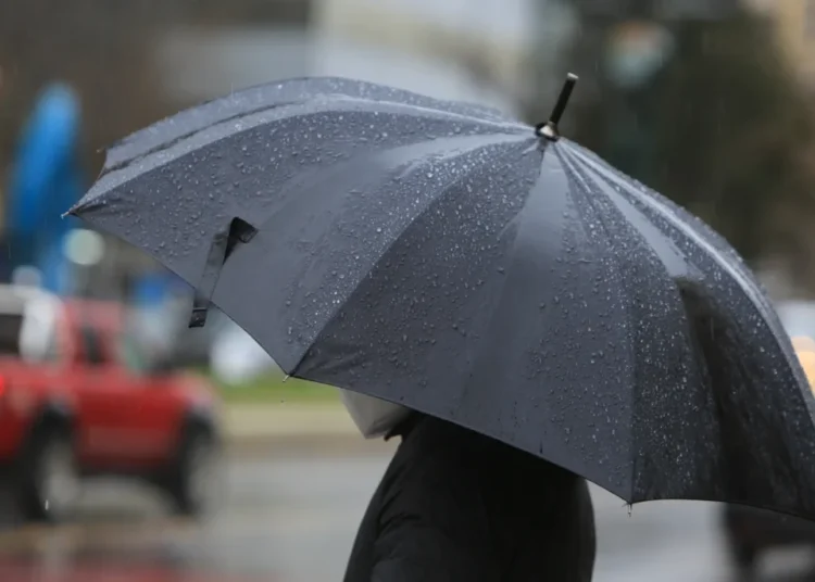 Indomet informa que vaguada generará lluvias débiles en algunas provincias