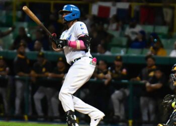Licey aplasta a las Águilas en primer partido de Titanes del Caribe en Puerto Rico