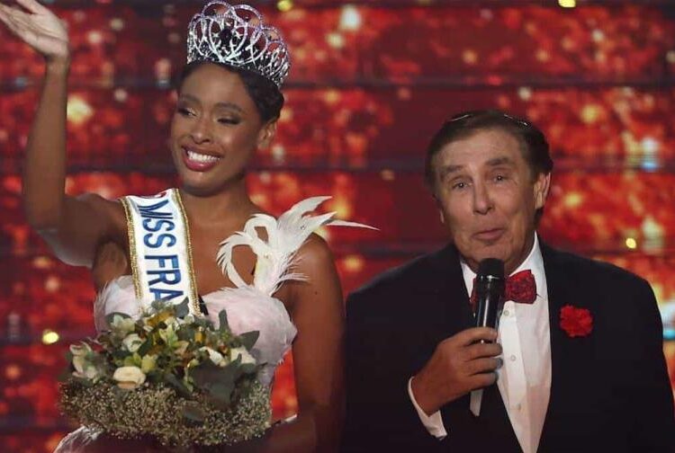 Azafata de 34 años es la nueva Miss Francia, siendo la de más edad en obtener el premio