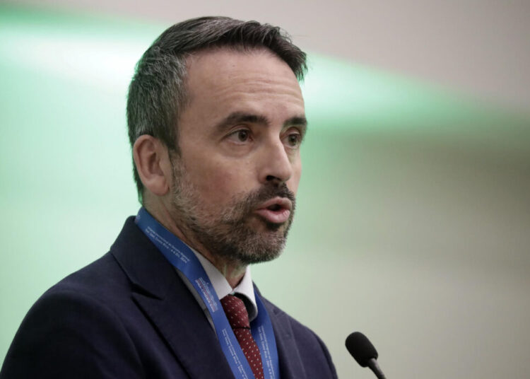 Secretario español destaca la relevancia de la transformación digital de los registros