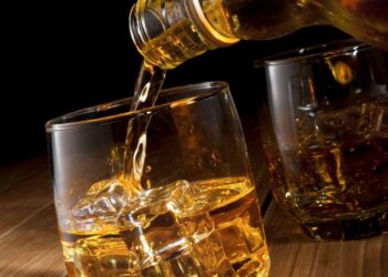 A partir de este domingo flexibilizan el horario de expendio de bebidas alcohólicas